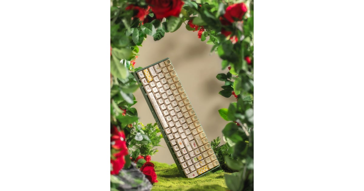 IqunixF97 Floral Date, gaming toetsenbord  (Groen/wit, US lay-out, Gateron Red, RGB leds, 96%, Hot-swappable, PBT, 2.4GHz | Bluetooth 5.1 | USB-C)
