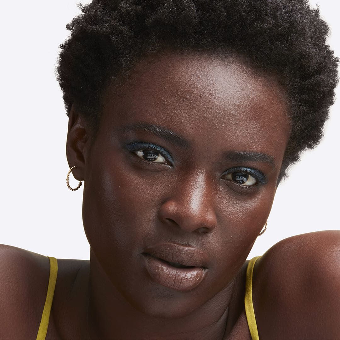 MAC STUDIO RADIANCE FACE AND BODY RADIANT SHEER FOUNDATION