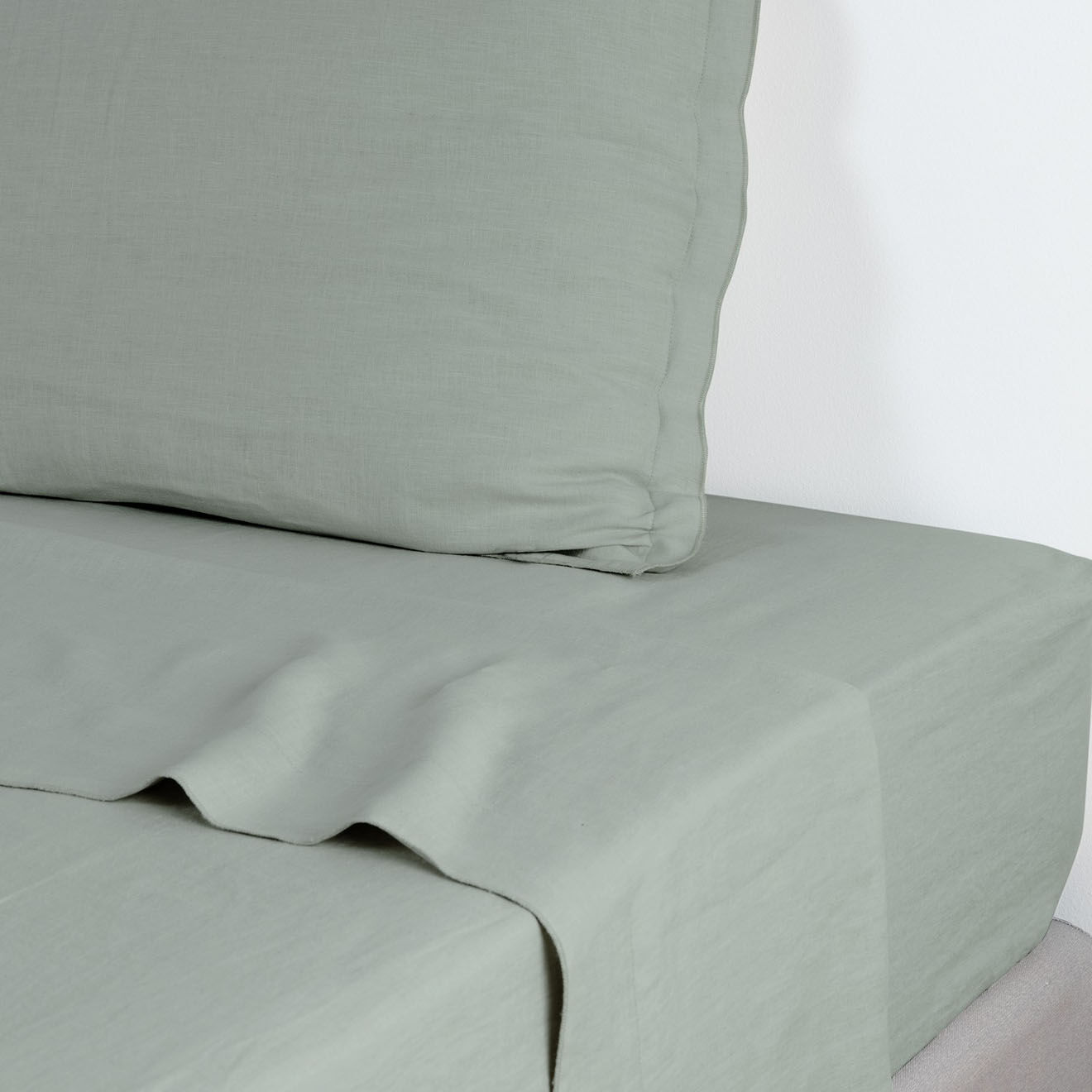 Febronie Drap plat en lin lavé Hortense vert pistache