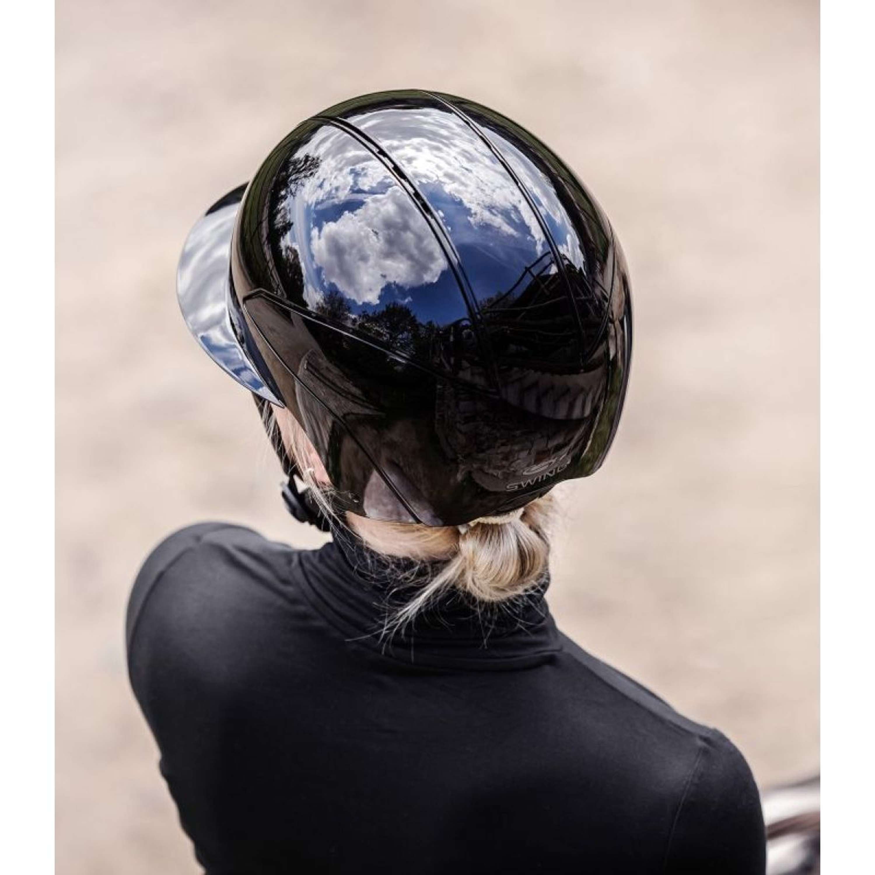 Swing Cap H24 Lady Glossy Black Gloss