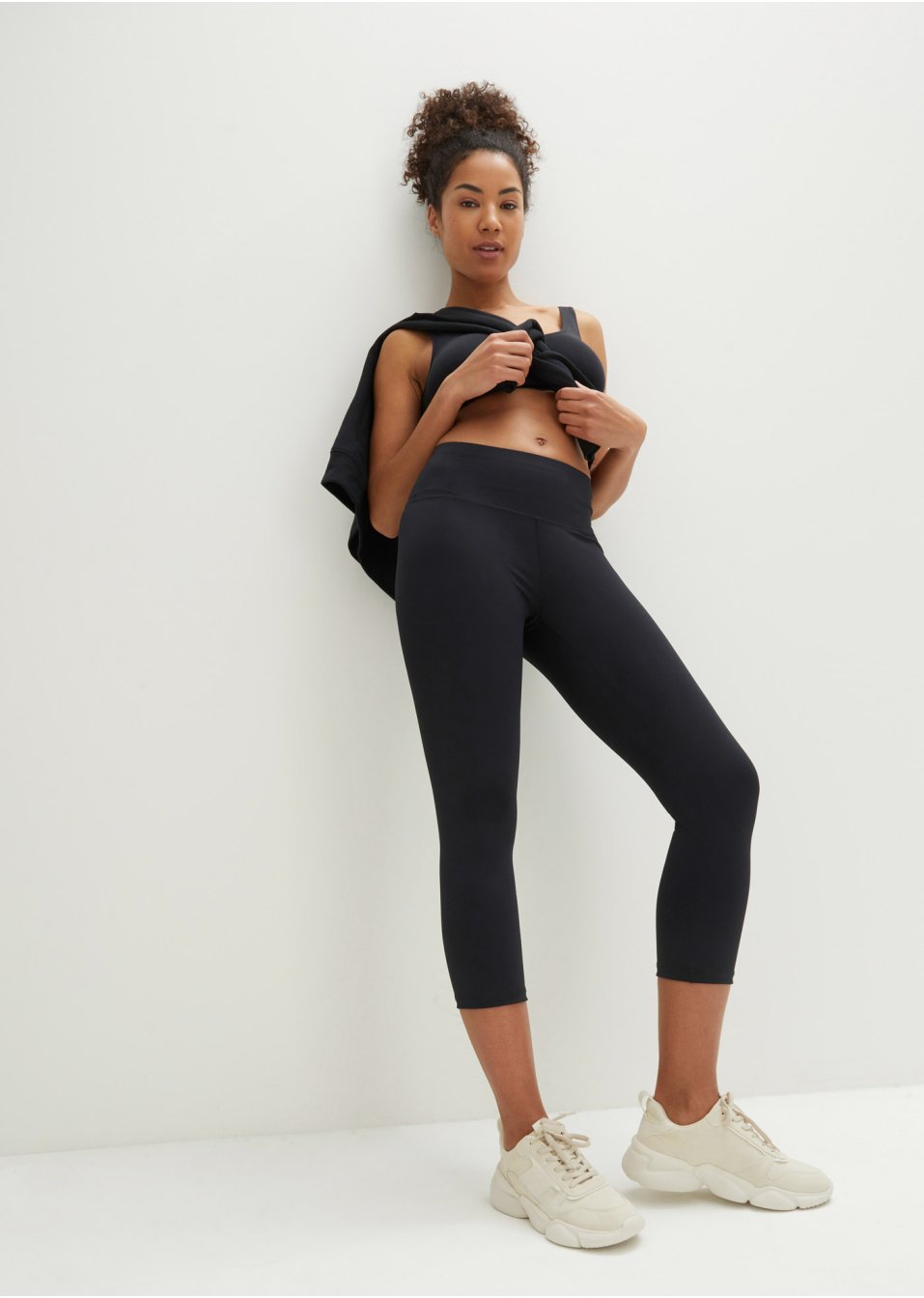 Legging de sport avec poche dissimulée à la taille, longueur corsaire