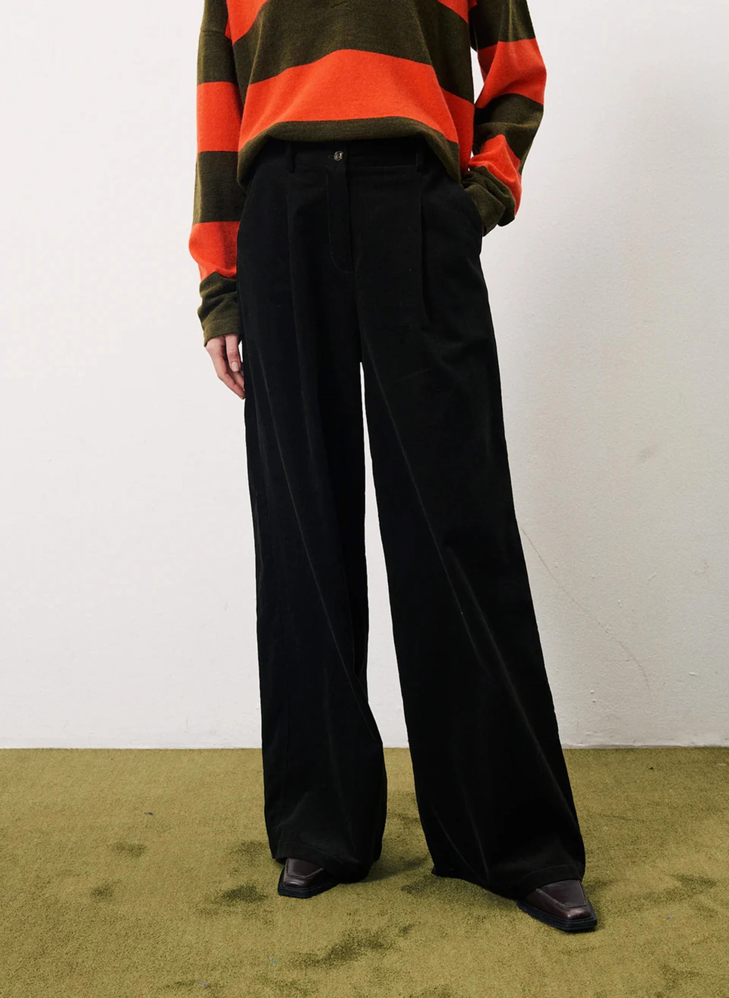 PHILO - Pantalon large en velours côtelé de coton | Vert