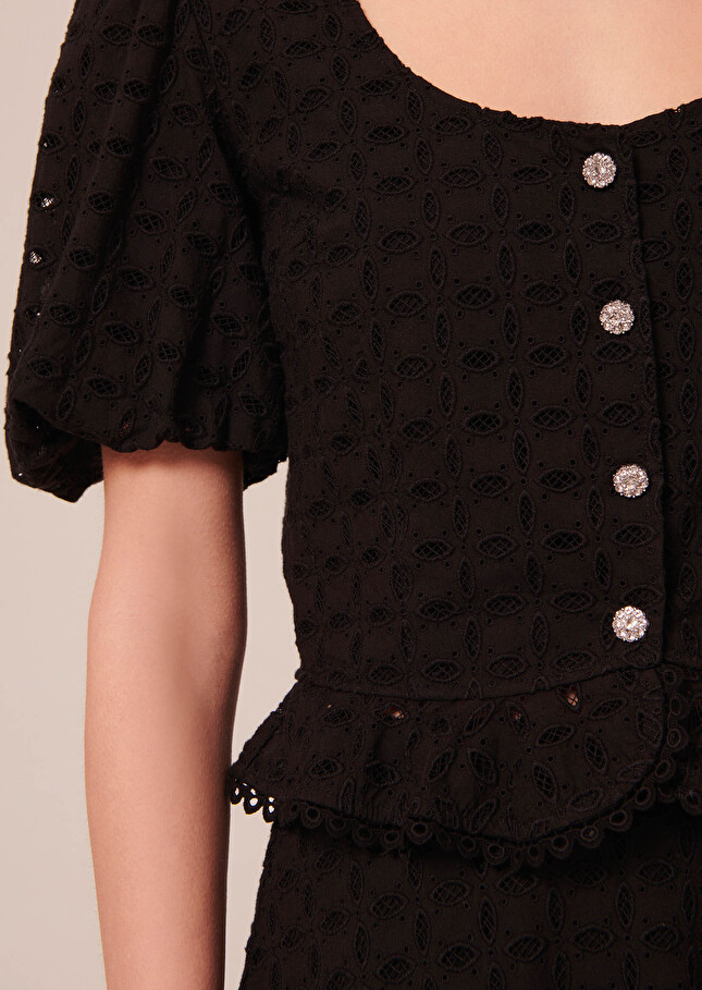 Chemise Clorindanoire en broderie anglaise