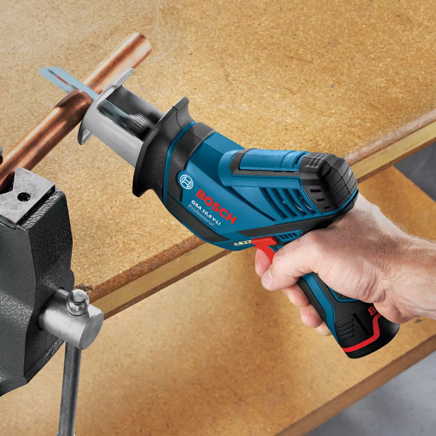 Bosch GSA 12V-14 12V Li-Ion accu reciprozaag body in L-Boxx - snelwissel
