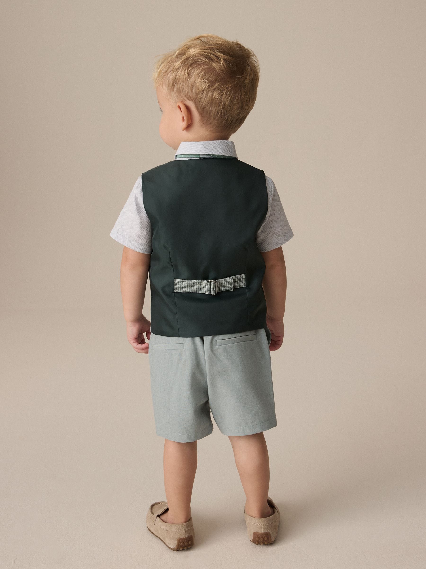 Sage Green Puppytooth - Set met gilet, overhemd, shorts en vlinderdas (3mnd -9jr)