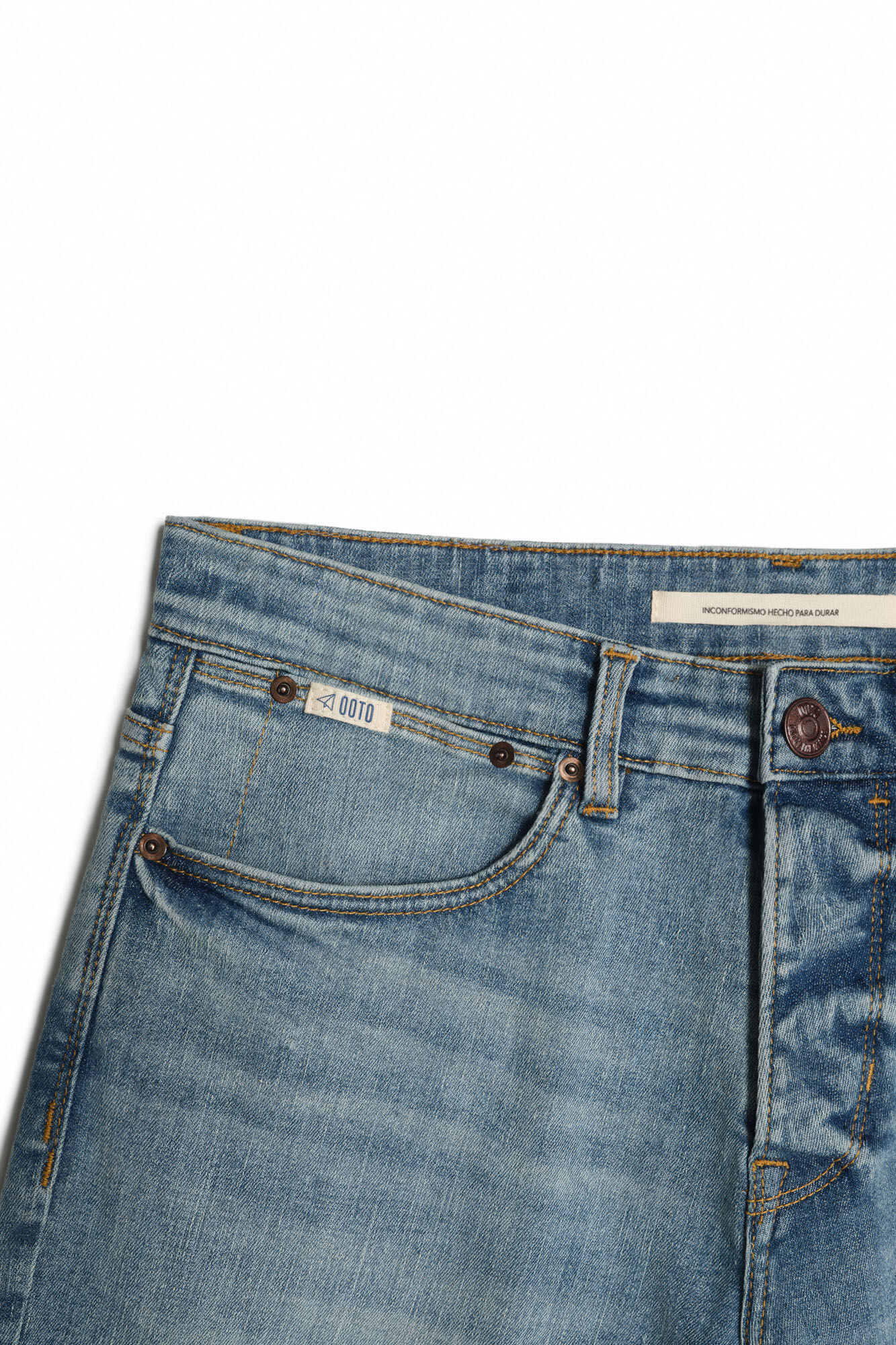 Calça jeans slim de lavagem clara - Azul