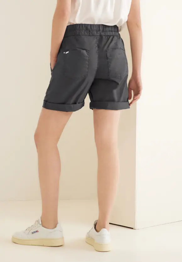 Bermuda in Loose Fit - pure grey