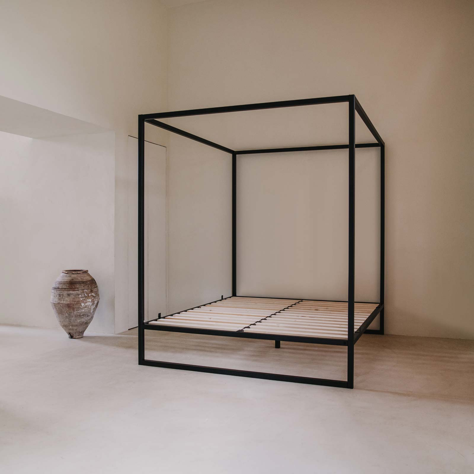 Hemelbed bedframe °02 | Zwart 160 x 210 cm