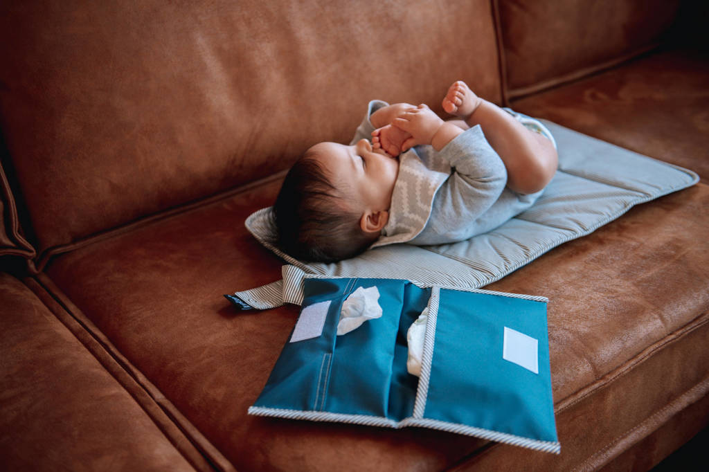 Napper combi: verschoonmatje + luieretui denim blue