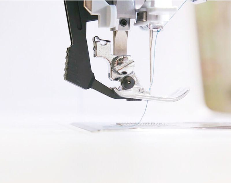 Bernette - B77 - Naaimachine - Kleurentouchscreen - Voor Naaien en Quilten