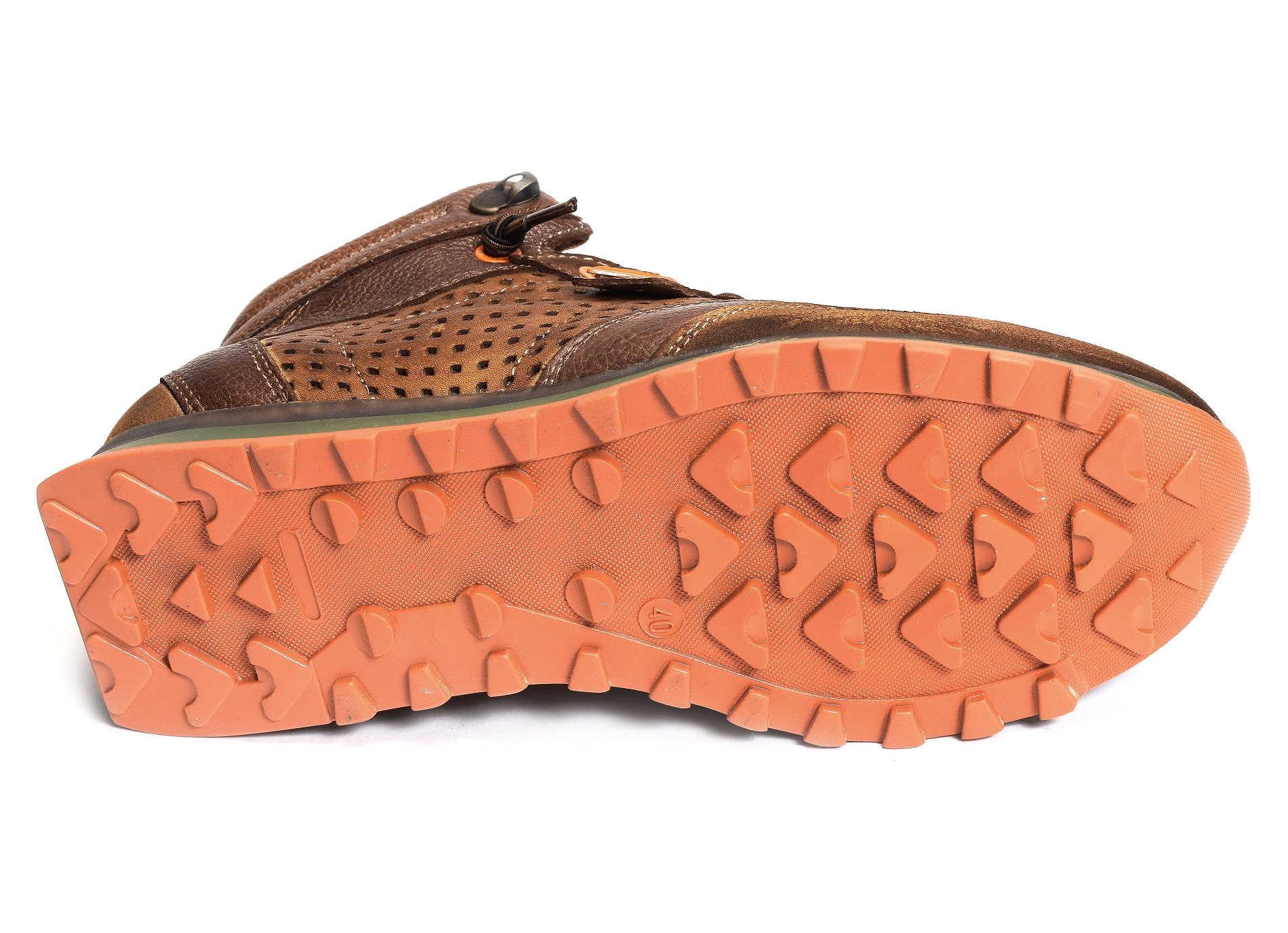 C1048 marron