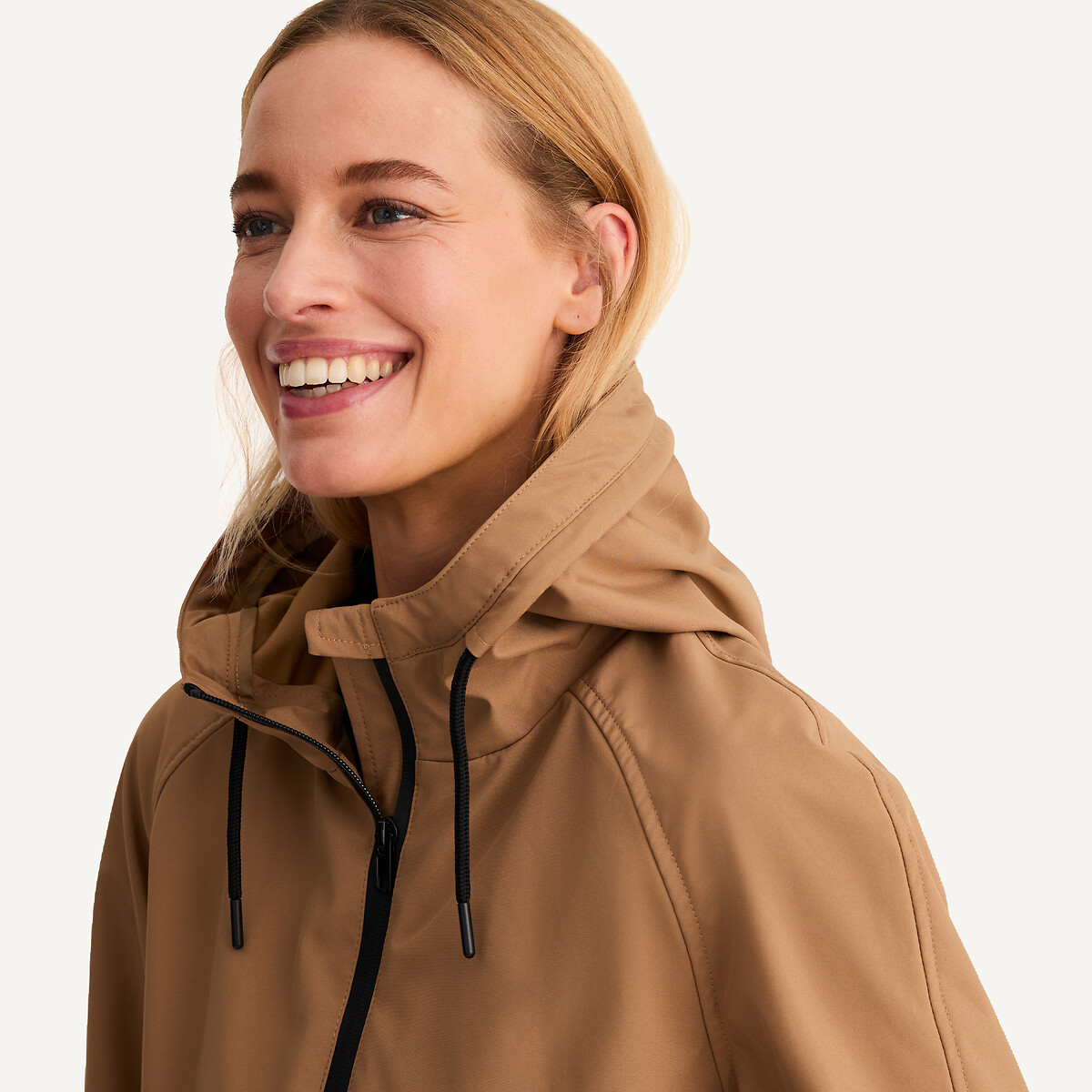 ANNE WEYBURN<br>Windjack conheceu Hood