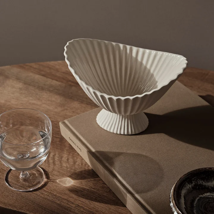 Ferm Living - Fountain Dekoschale, medium, off-white