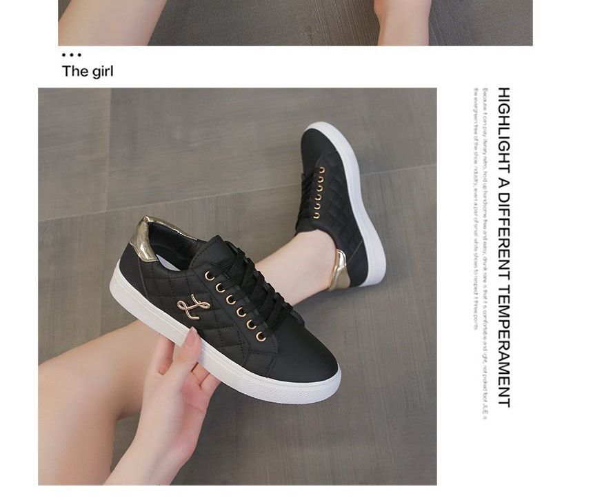 caneik - Veterschoenen met letters