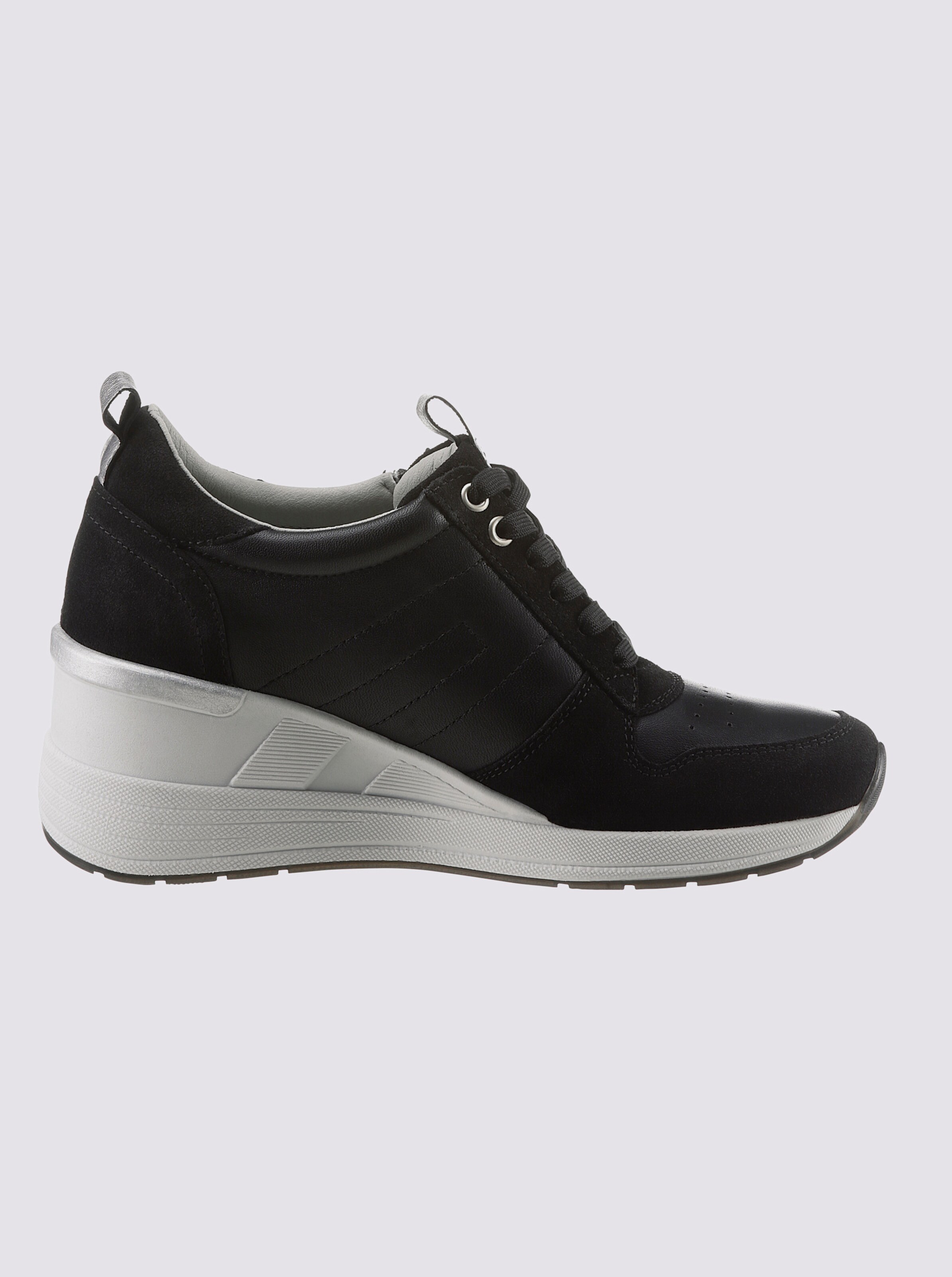 Sneaker