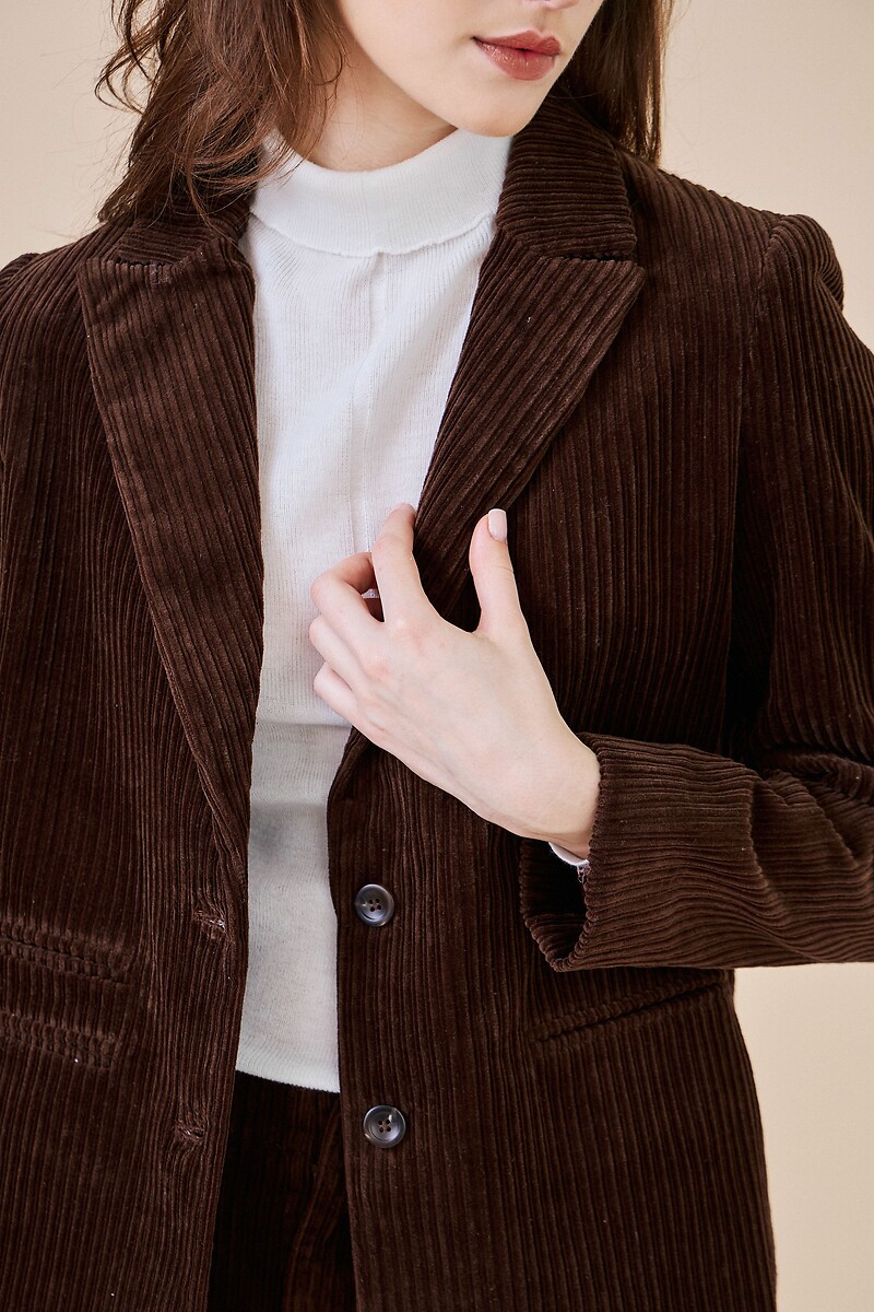 ATÉ BREVE<br>Blazer de veludo
