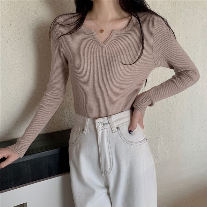 Closette - Gebreide top met lange mouwen en open knoopsluiting