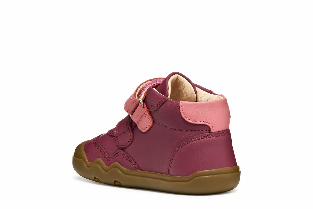 GEOX<br>Chinelo Steppieup de couro macio e cano alto