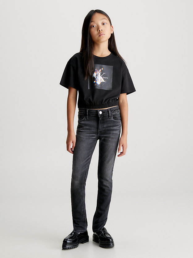 Calça jeans skinny com risvolto