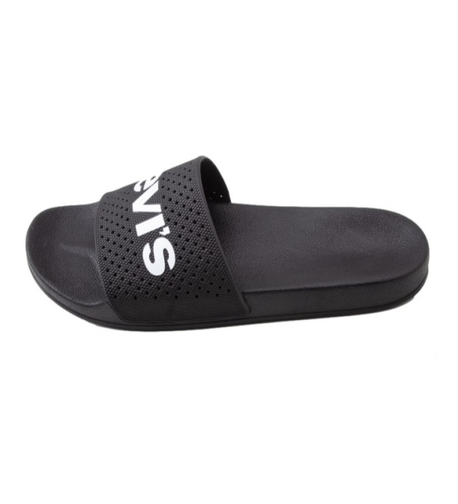 Chinelo Levi's June Perf Preto