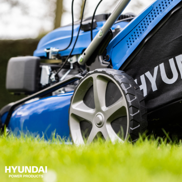 Hyundai benzine grasmaaier 50,8cm 196cc (zelfrijdend) incl. elektrische starter
