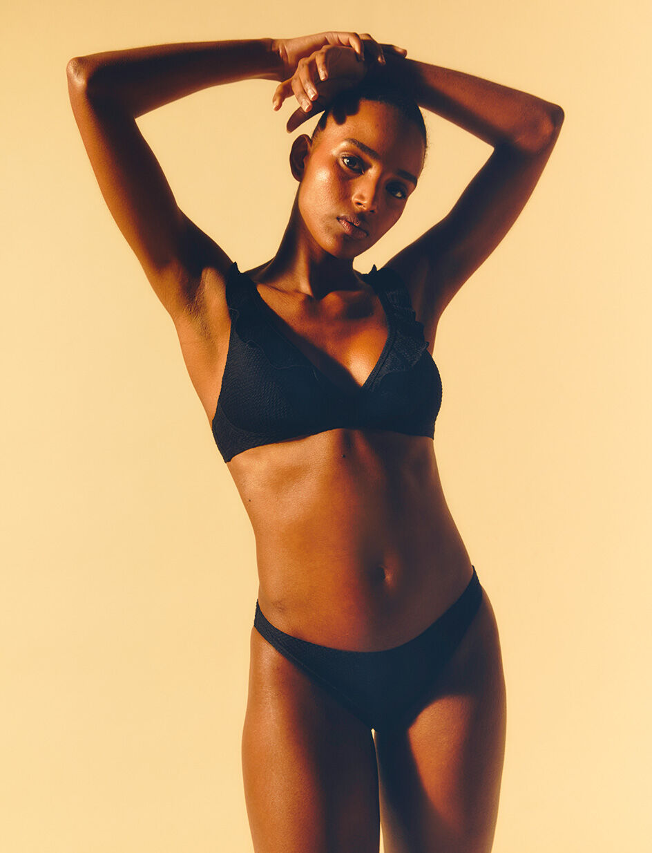 Haut de maillot de bain triangle sans armatures paddé - noir