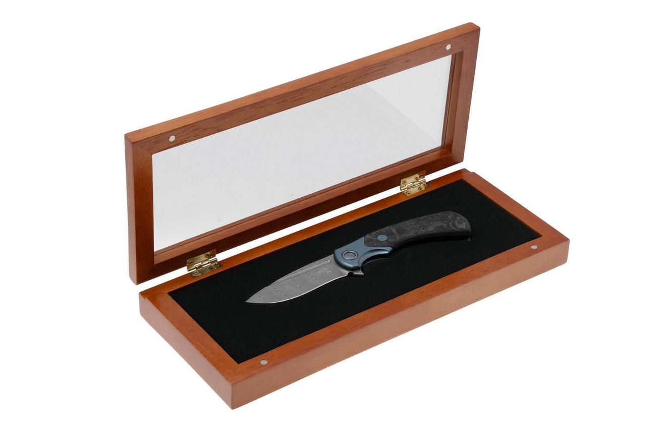 Fox 40 Years Anniversary Knife FX-F2017-D Damasteel DS93X Gysinge Pattern, Marble Carbon Fiber, Blue Oxidized Titanium, zakmes