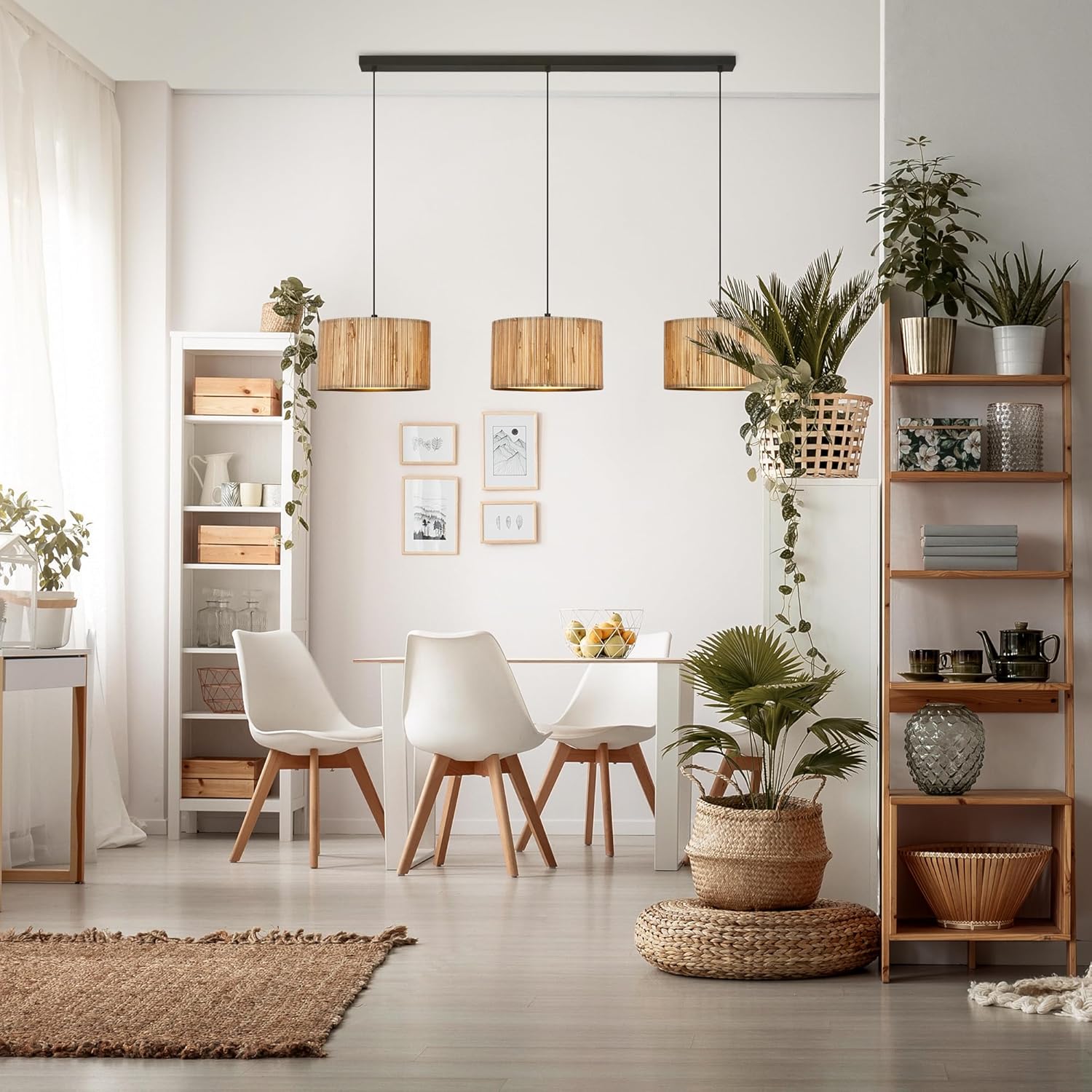 BRILONER - Pendelleuchte mit Seegras Schirm, 3x E27 Fassung, max. 10 W, Boho, aesthetic, Hängeleuchte, Hängelampe Esstisch, Esszimmerlampe hängend, Wohnzimmerlampe, 110 x 25 x 120 cm (LxBxH), Natur