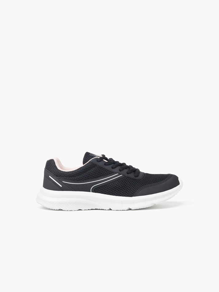 Tênis esportivo leve - Preto