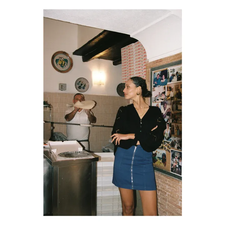 Alma Deia Blouse Brodée en Coton Bio | Noir