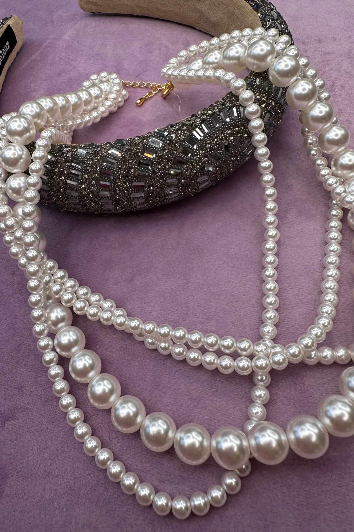 Mellow Moon Pearl On Pleal Necklace