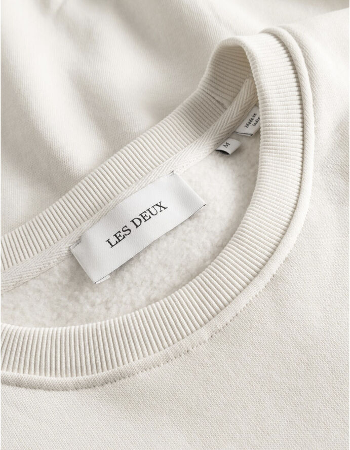Les Deux Neighborhood Sweatshirt Ivory/black