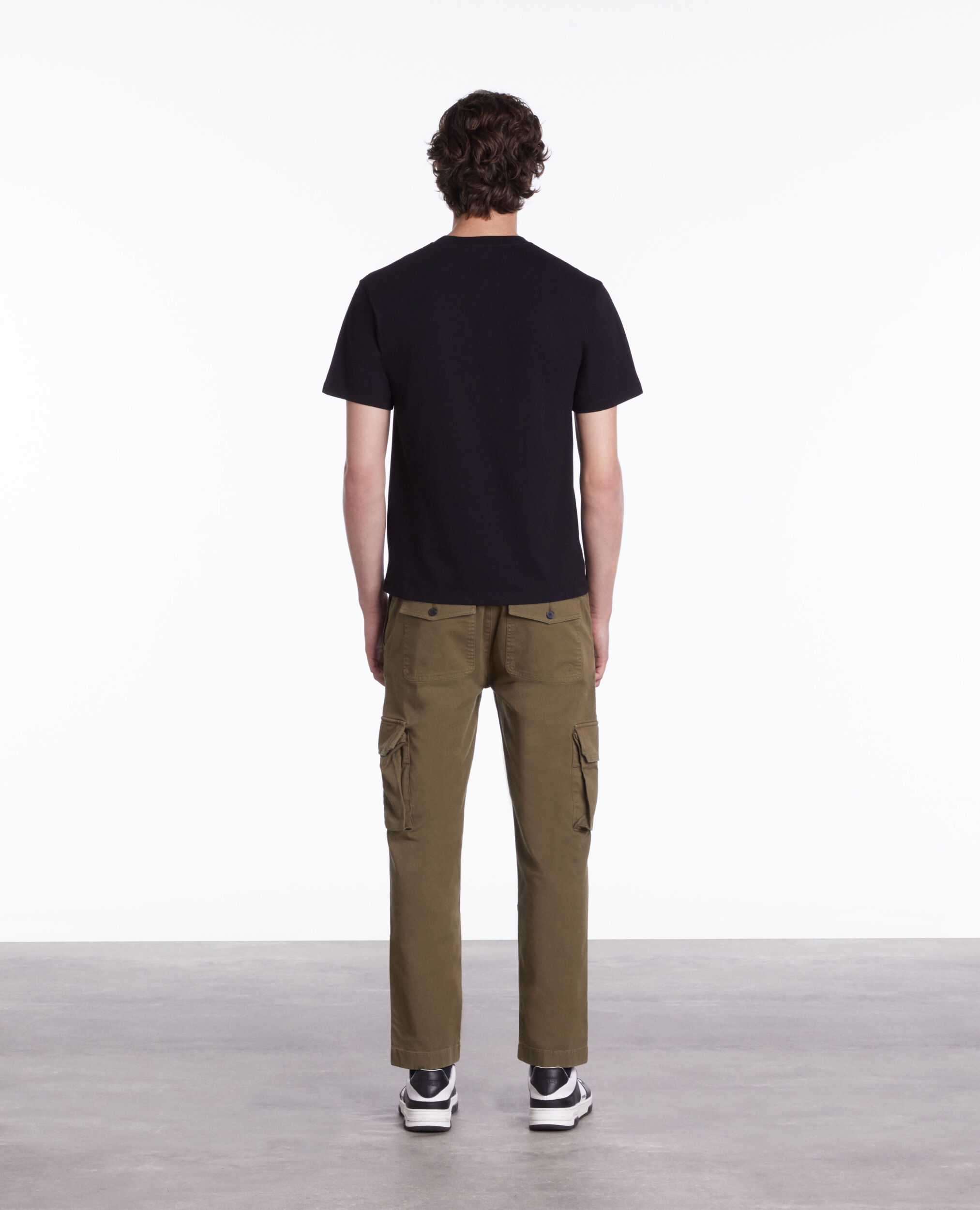 T-shirt noir avec logo