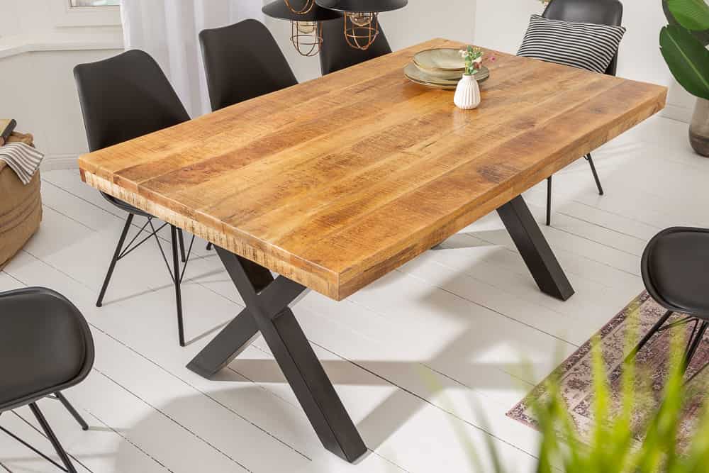Massiver Esstisch IRON CRAFT 140cm Mangoholz schwarz Metall Industrial Design