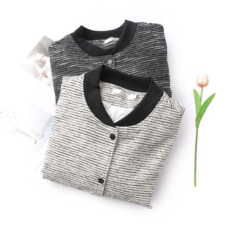 Krezol - Plus-size contrasterende tweed baseballjack met knoopjes