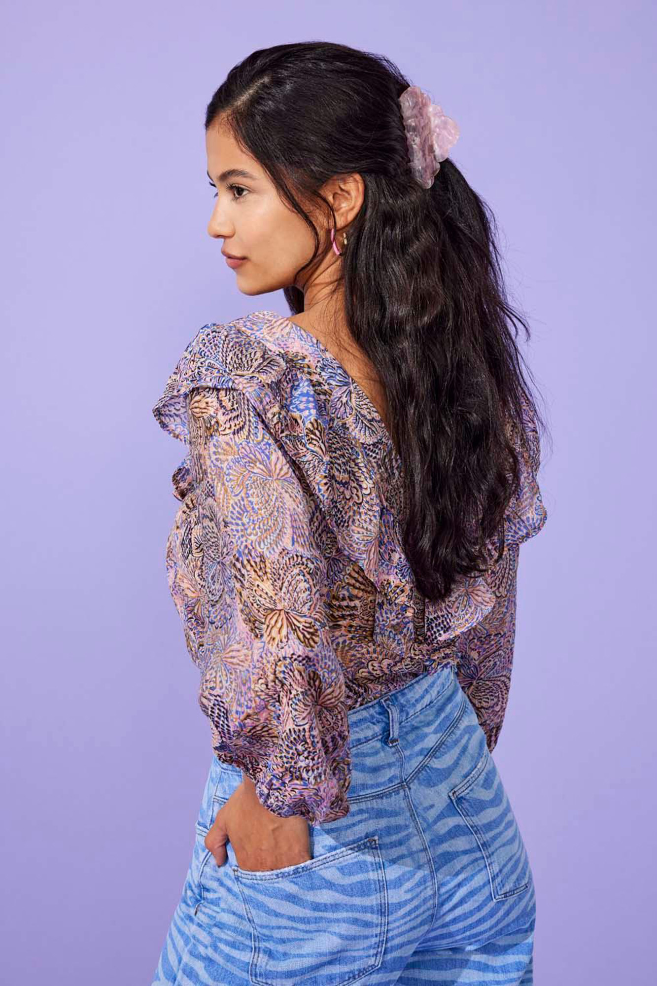 Blusa estampada com babados