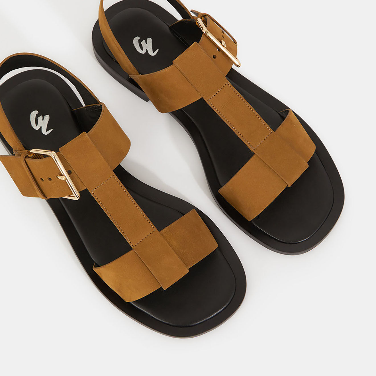Galeries Lafayette Sandales plates en Cuir camel