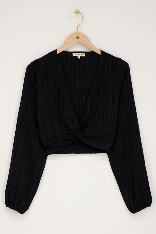 Zwarte crinkle crop top met knoopdetail