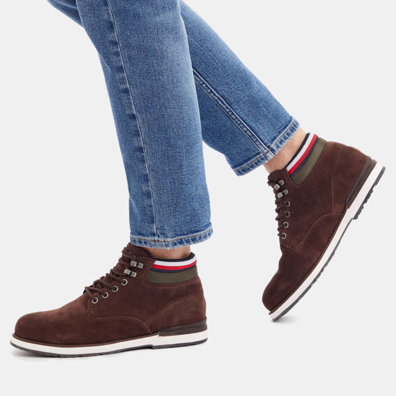 Tommy Hilfiger Boots en Velours de Cuir Outdoor marron foncé