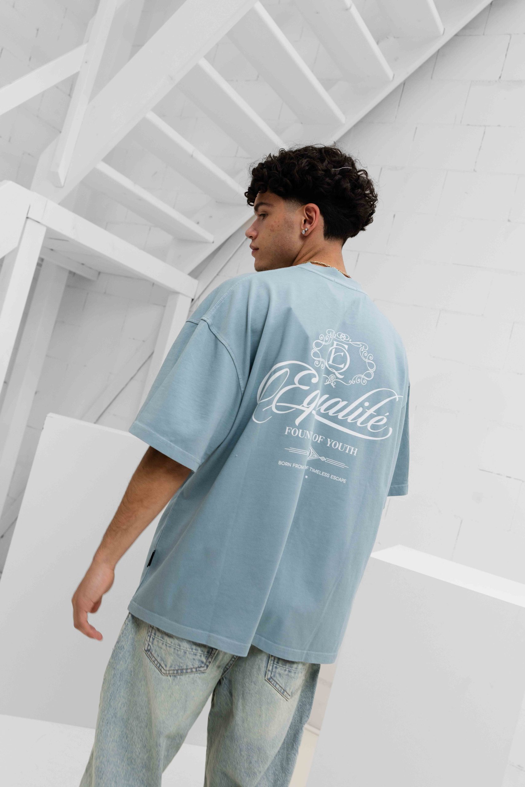 Equalité Yuki Boxy T-Shirt Heren Lichtblauw