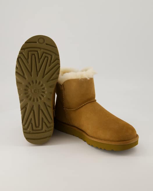 UGG Mini Bailey Button II Winterschuhe in Braun