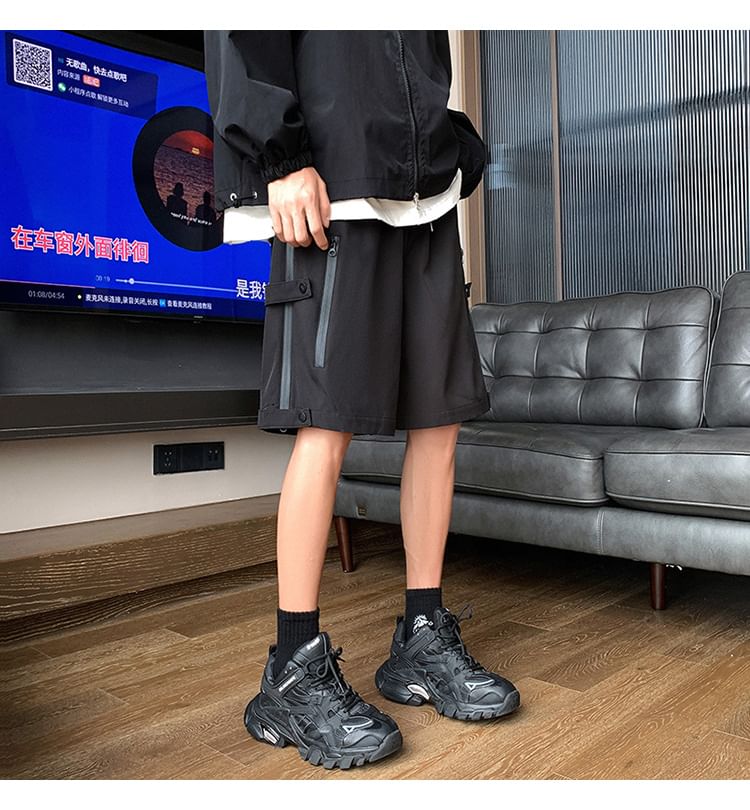 Posive - Effen shorts met trekkoord in de taille en ritssluiting