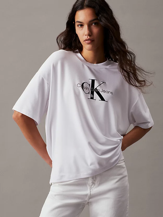 Camiseta boyfriend com monograma