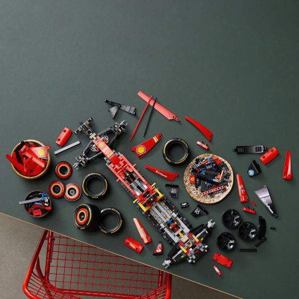 LEGO Technic Carro Ferrari SF-24 F1 - 42207