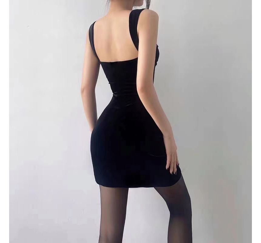 Sugarcoat - Off Shoulder Sweetheart Halslijn Effen Mini Bodycon Jurk