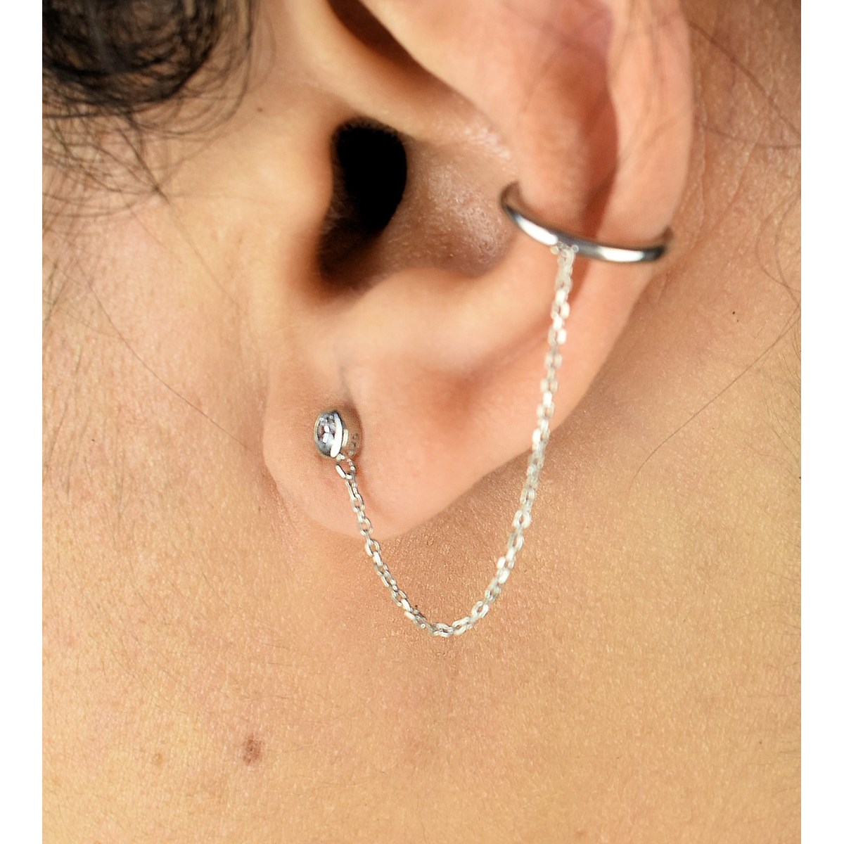 Clip d'oreille earcuff avec chaînette pendante oxyde de zirconium Argent 925 Rhodié