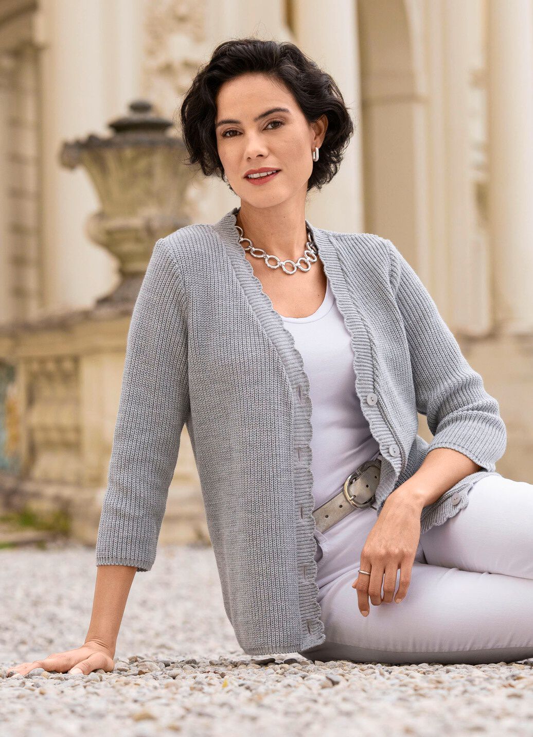 Strickjacke mit dezenten Glitzereffekten
