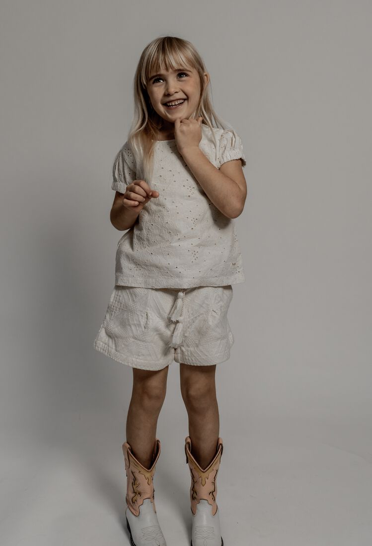 BAJE STUDIO beige baje studio shorts yula