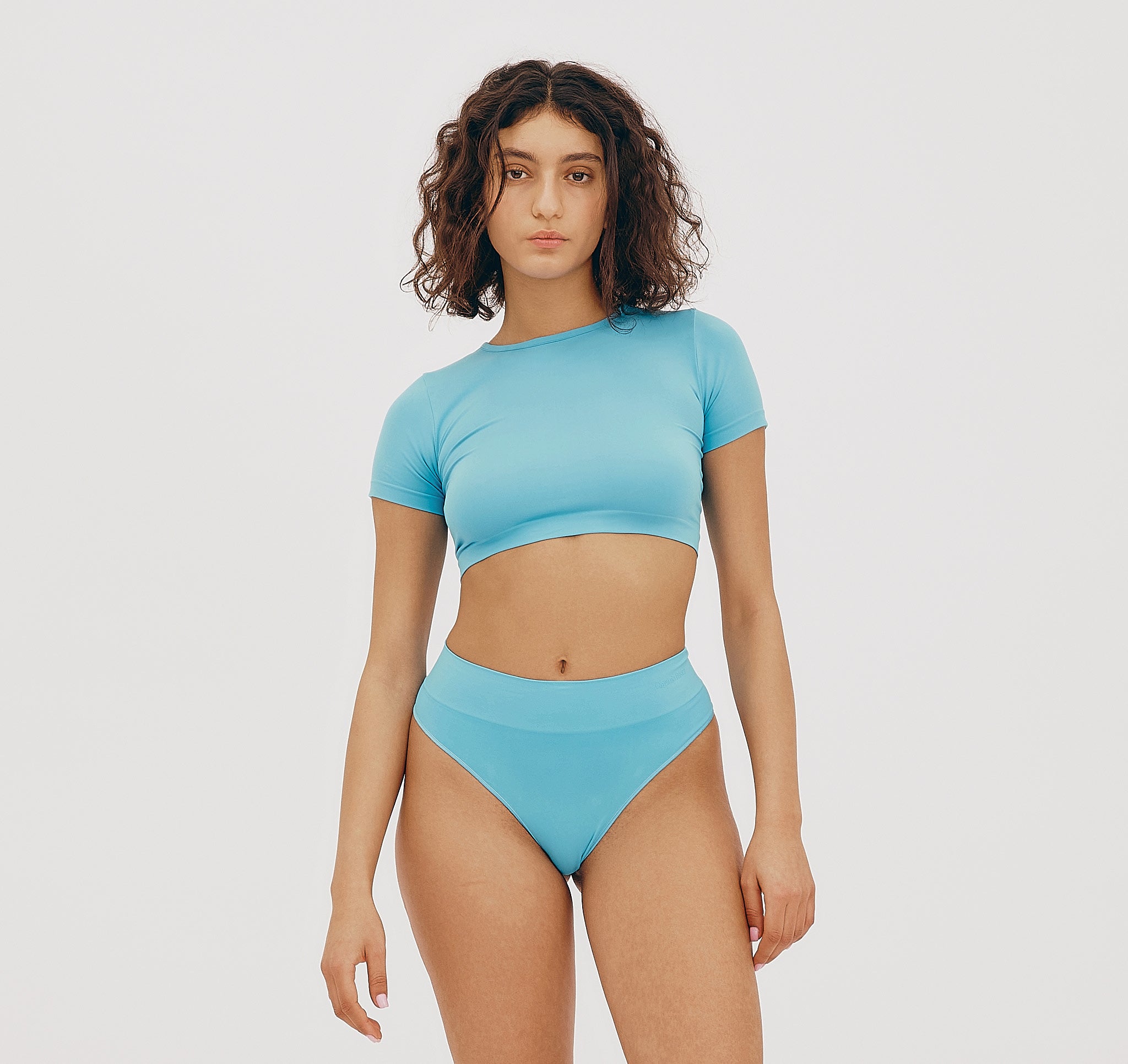 RECYCLED NYLON<br>Smooth Thong