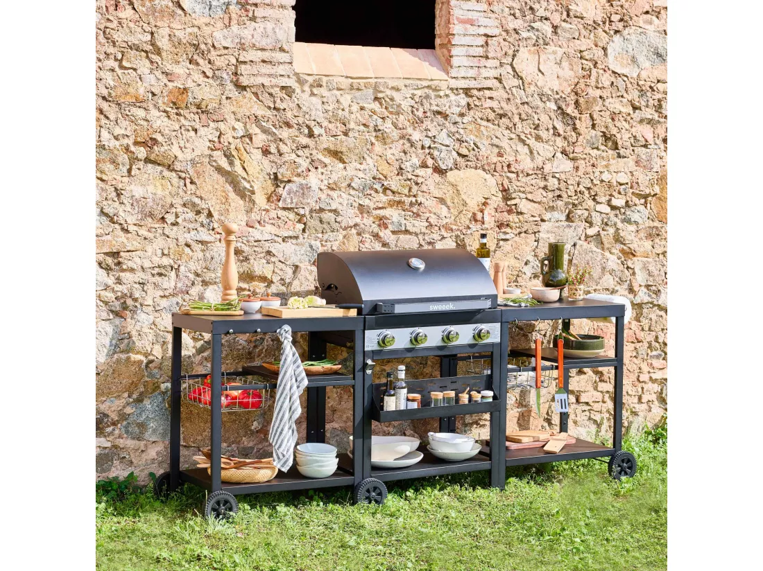 Barbecue 4 brûleurs. cuisine d'extérieure DANGLARS. Acier noir. L 223.5 x P 60.5 x H 142 cm